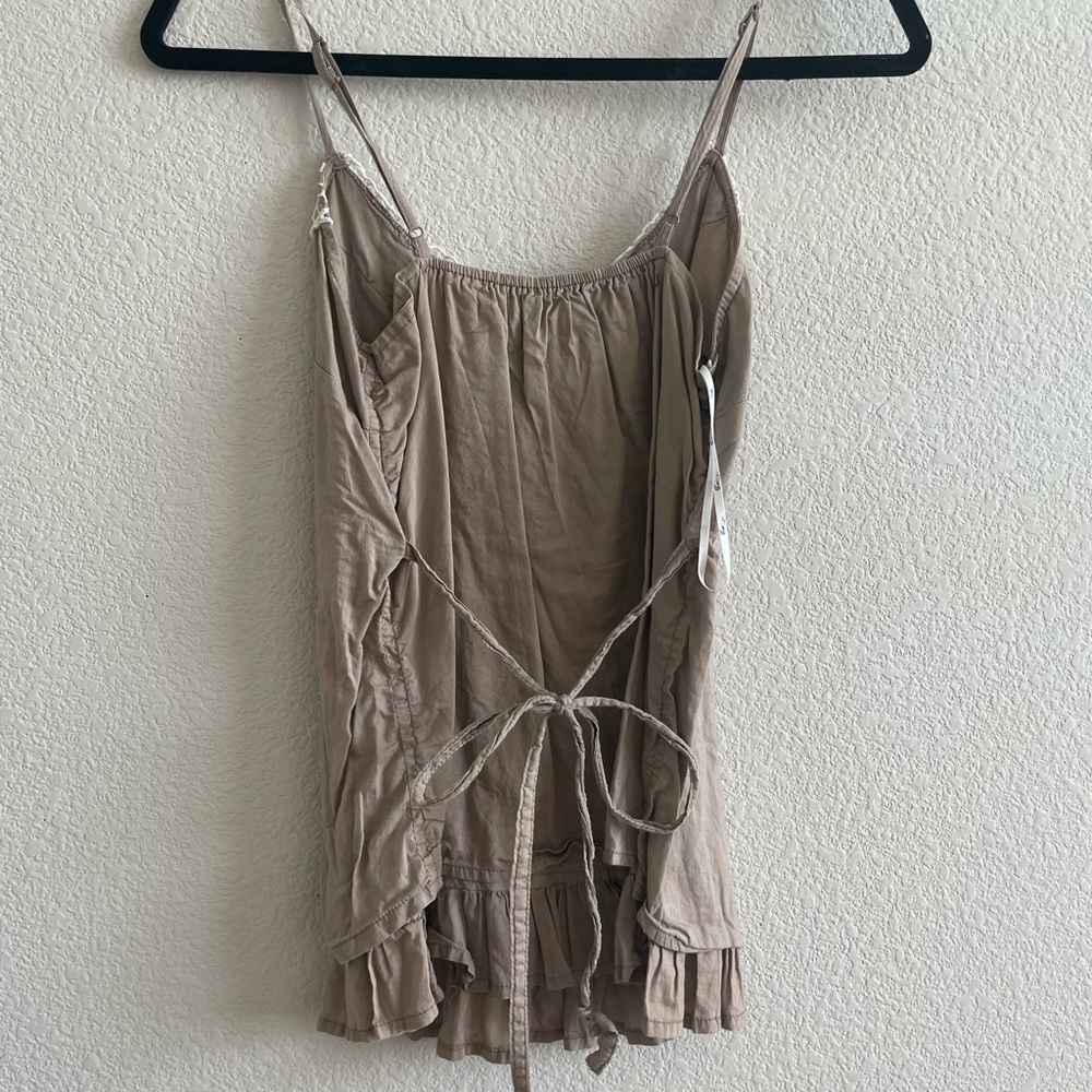 Embroidered Tank Top - Picture 2 of 4